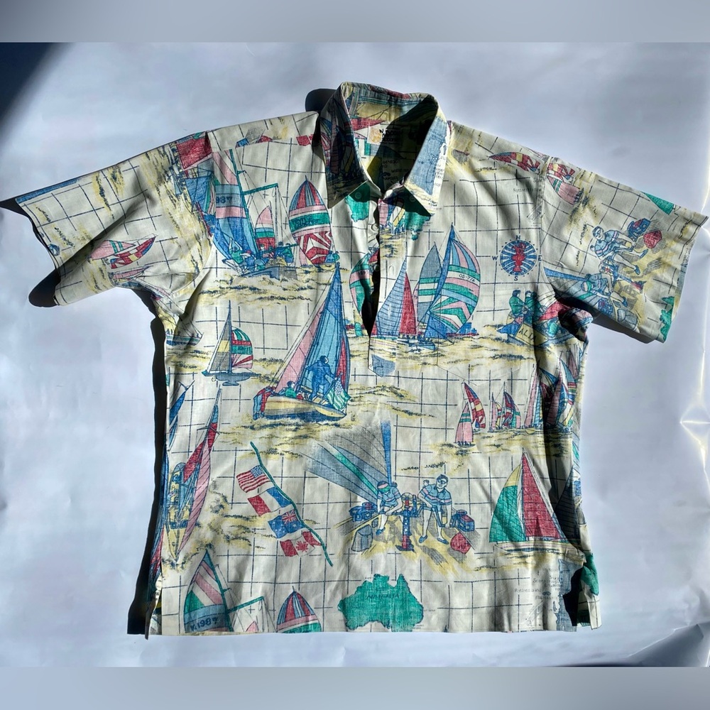 Vintage 1990’s Reyn Spooner Hawaiian sailing shirt size/L